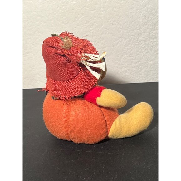 Disney Winnie The Pooh Dan Dee Halloween Thanksgiving Pumpkin Scarecrow 2011 - Picture 4 of 16